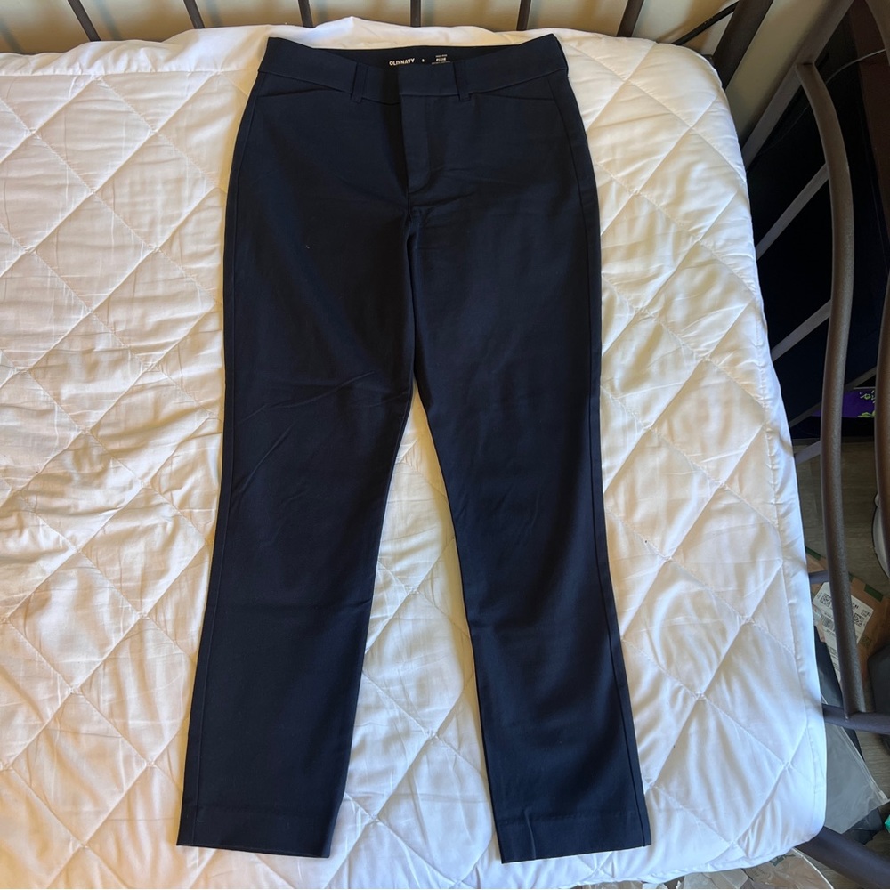 Old Navy Navy Black High-Rise Pixie Pants